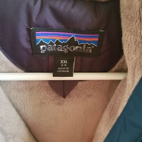 Patagonia Winter Jacket - Picture 5 of 6